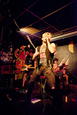 ST080112_09