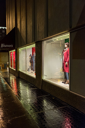 Weaver's At Night