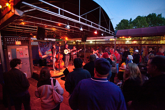 KCBF_05152011_29